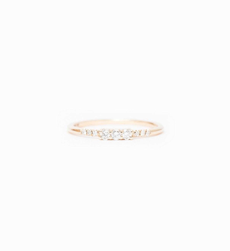 Rings Jennie Kwon | Three Diamond Equilibrium Ring