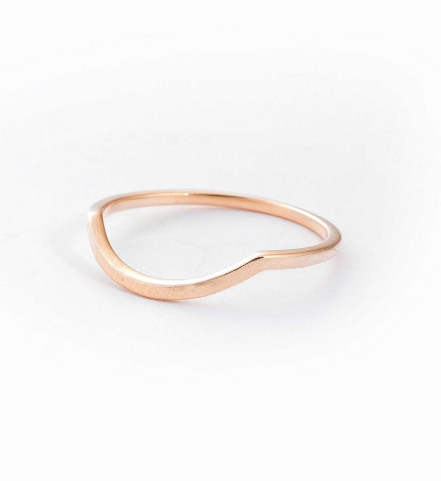 Rings Anna Sheffield | Rose Gold Hammered Delicate Curve Band