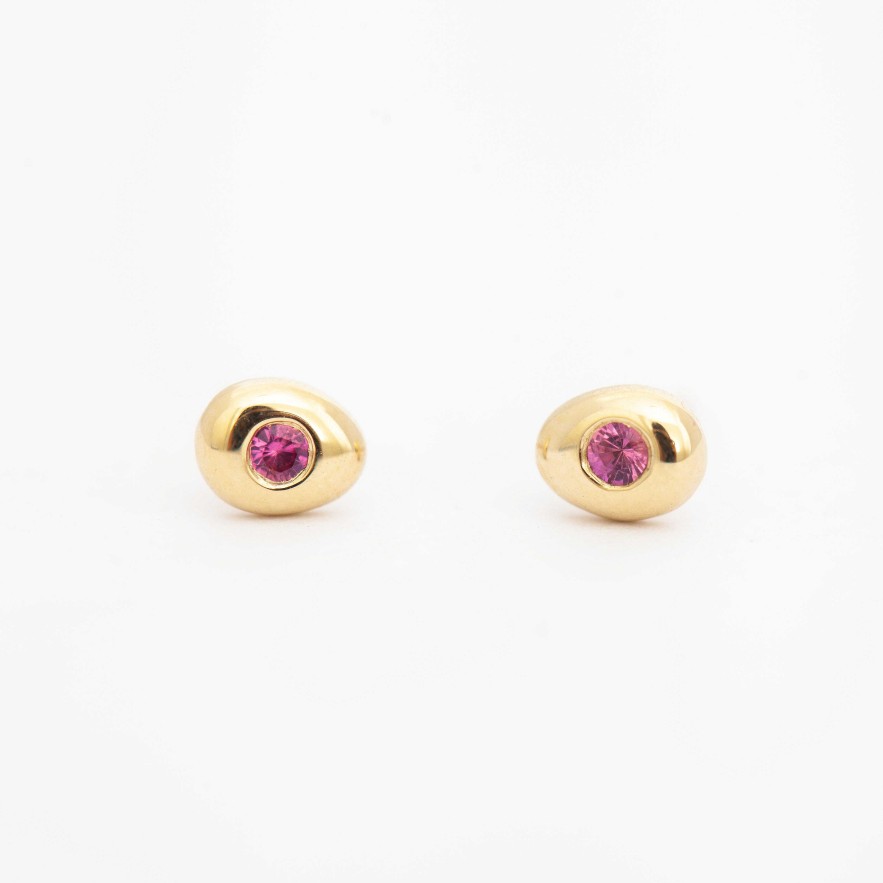 Earrings M. Hisae | Pink Sapphire Pebble Studs