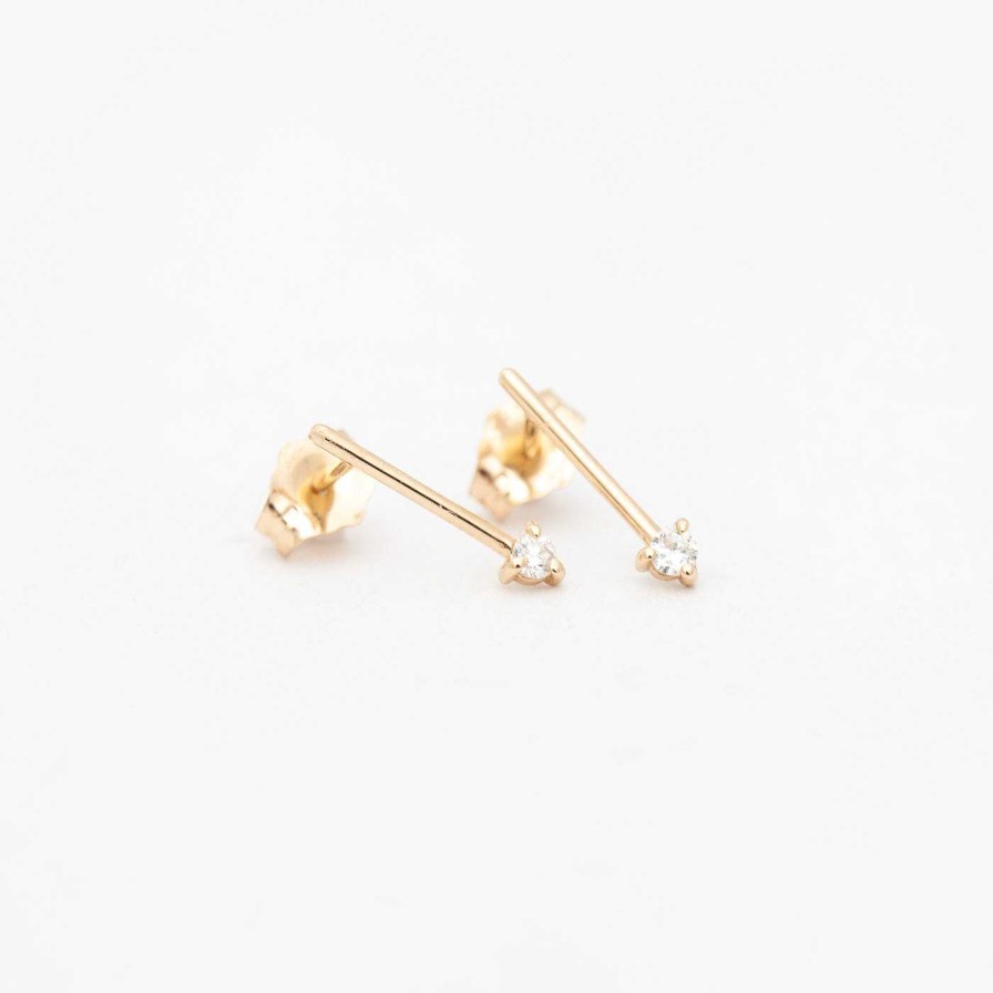 Earrings WWAKE | One Step Bar Diamond Earrings