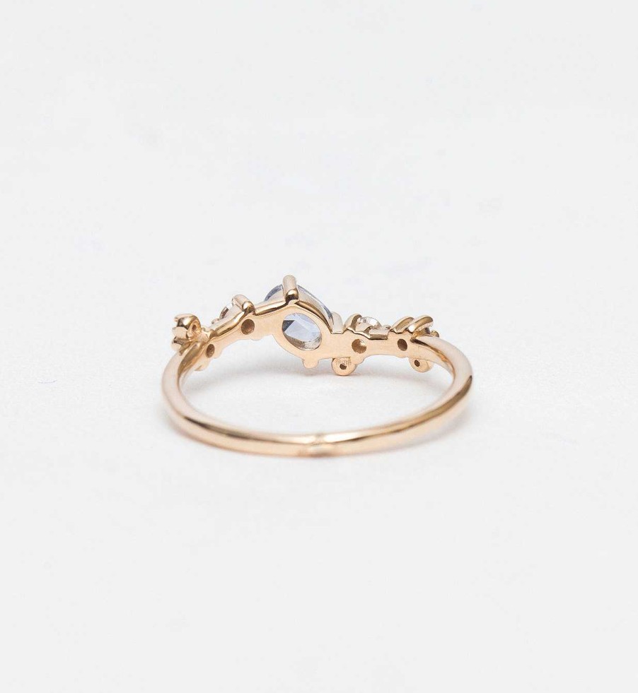 Rings WWAKE | Small Oval Organic Sapphire Crossover Ring