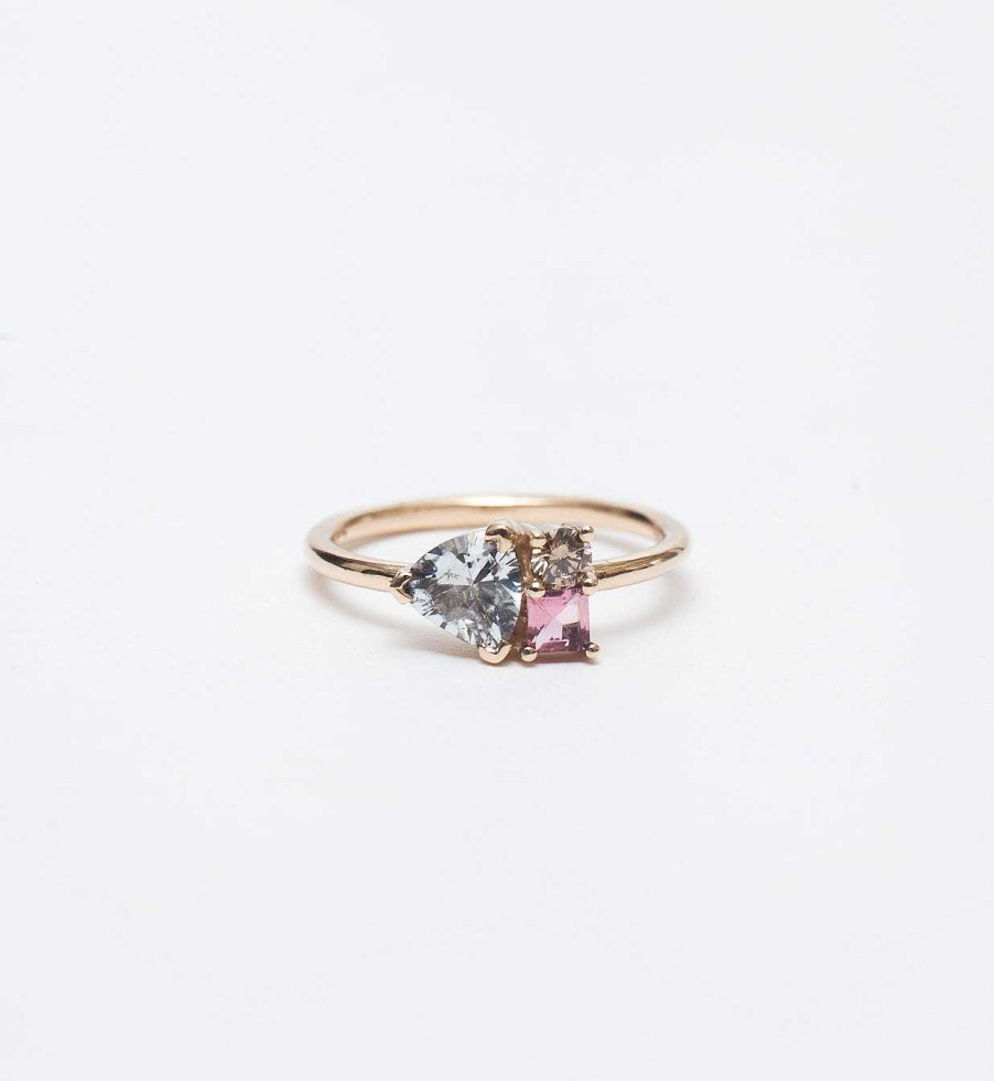 Bario neal store cluster ring