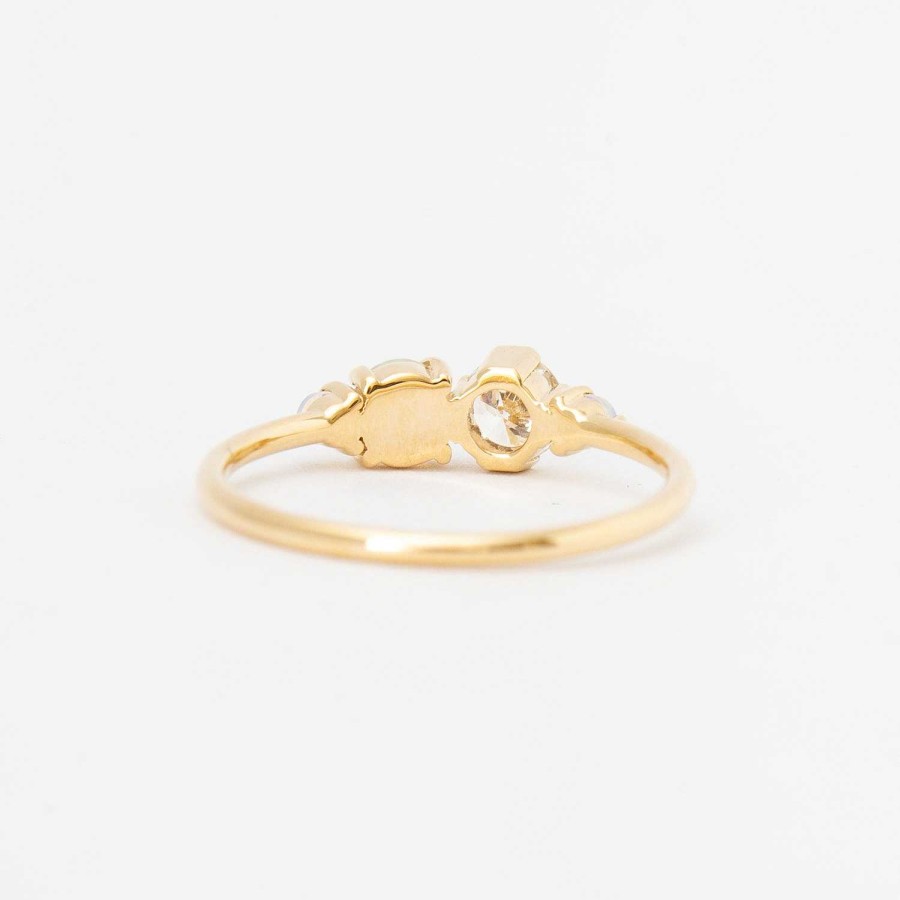 Rings WWAKE | Octavia Ring