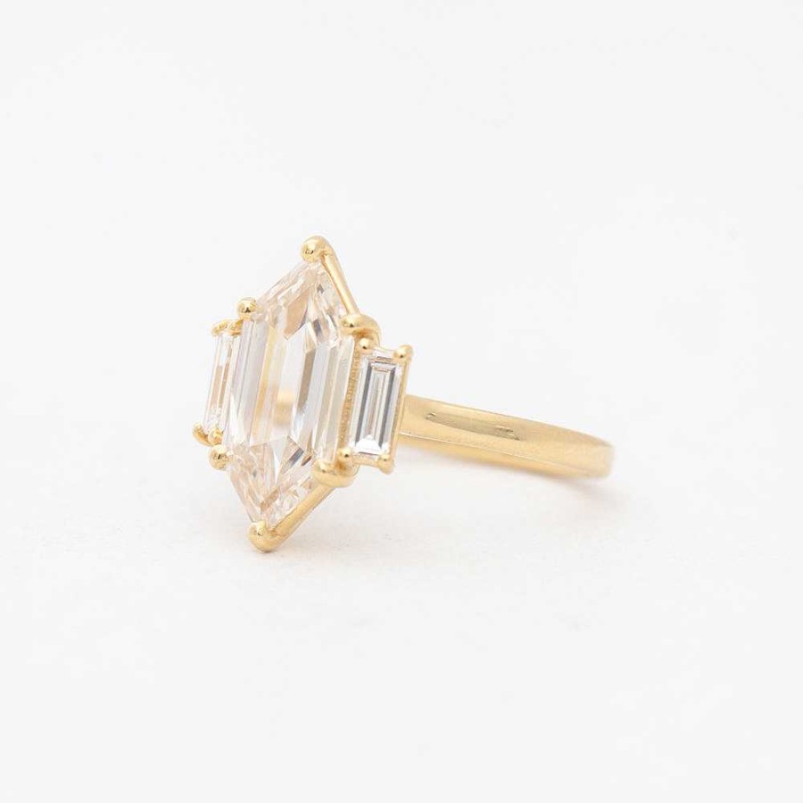 Rings No.3 | 2.22 Ct Hexagon Champagne Diamond Three-Stone Ring