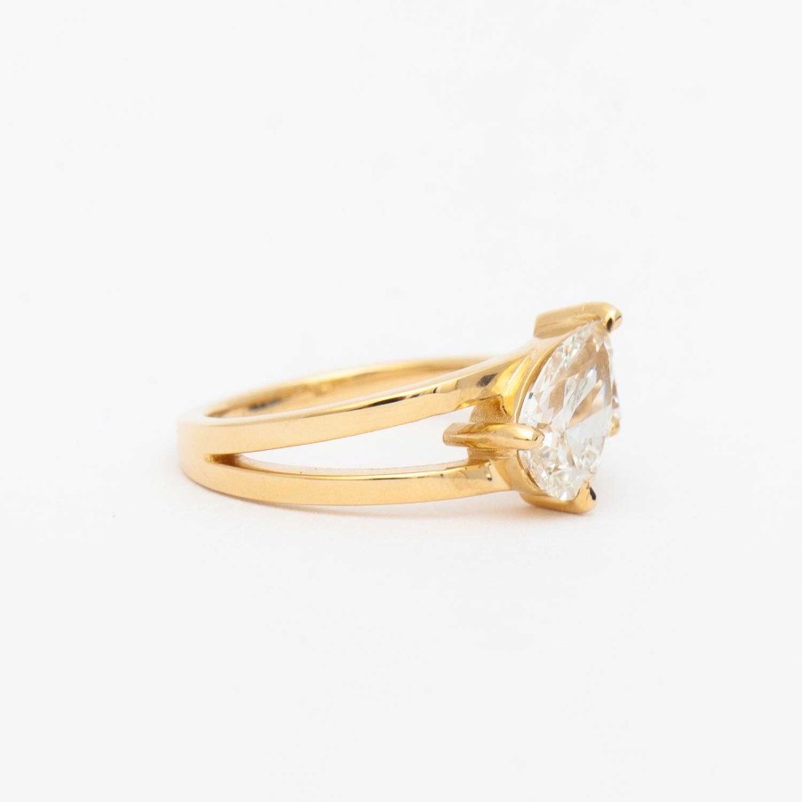 Rings The Future Fine | Pear & Round Maisonette Ring