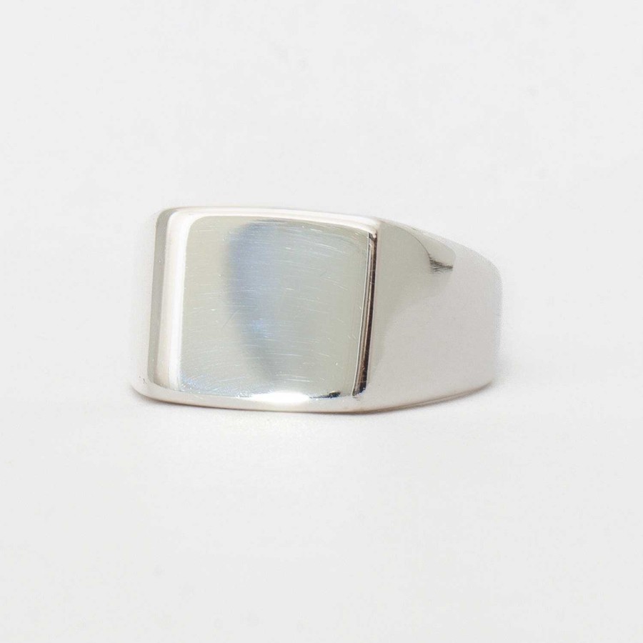 Rings No.3 | Medium Rectangle Signet Ring