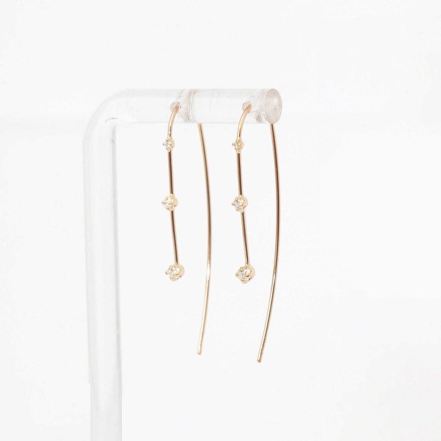 Earrings Zoe Chicco | Graduated Three Prong Diamond Wire Earrings