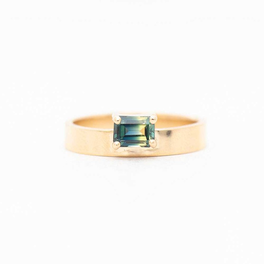 Rings WWAKE | 0.84 Ct Australian Gradient Sapphire Horizontal Monolith Ring