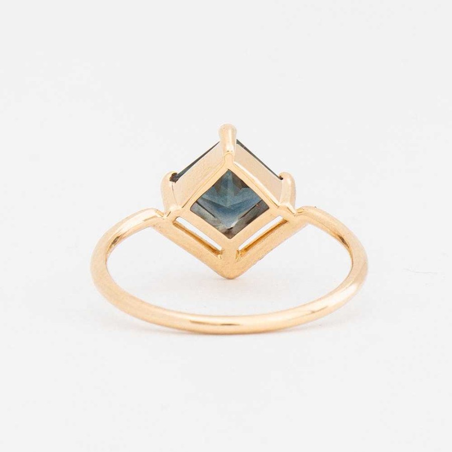 Rings WWAKE | 0.64 Ct Sapphire Nestled Pav Ring